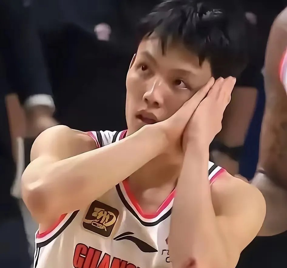 事关赵继伟？曝北控报价北方国手后卫，CBA土豪队抢人，争冠有变(东北往事17集女演员郭燕)
