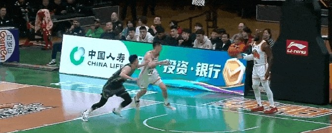 九游娱乐网址-享受假期！辽篮大将游呼伦贝尔大草原球迷调侃不打球看着挺顺眼的简单介绍